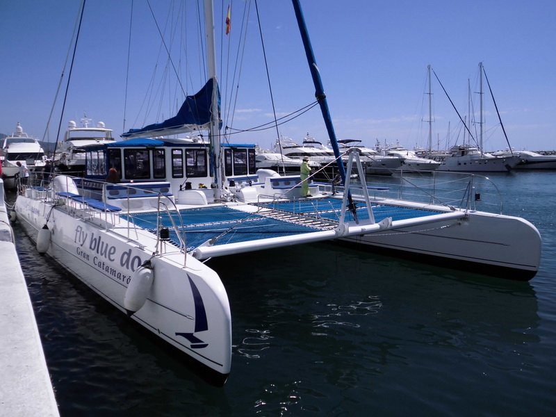 Gran Catamaran (120 PAX)