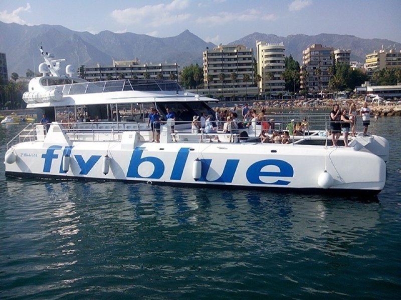 Gran Catamaran (120 PAX)
